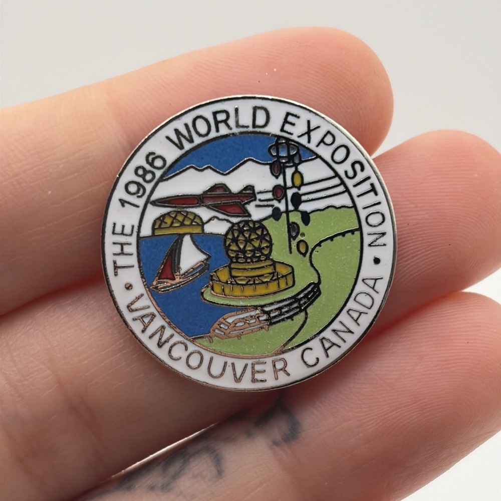 Vintage 1986 World Exposition World’s Fair Vancouver Canada Lapel Hat Pin